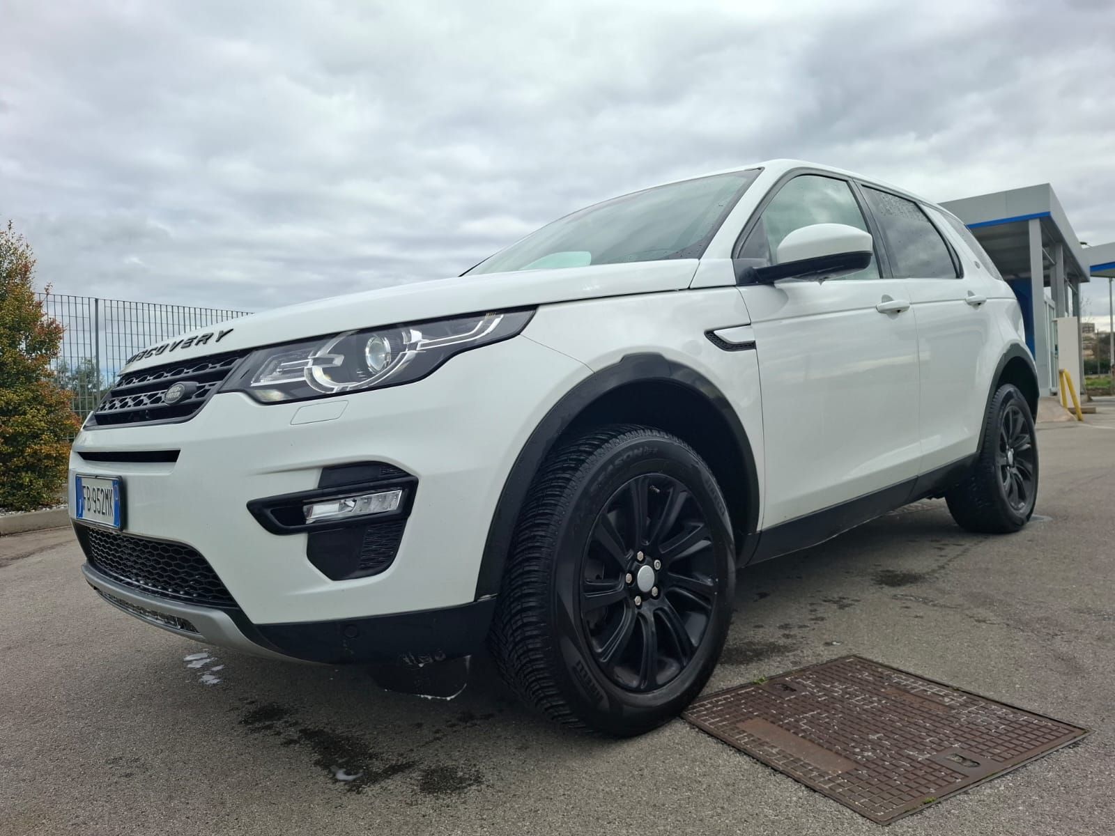 Land Rover Discovery Luxury 2.0 TD